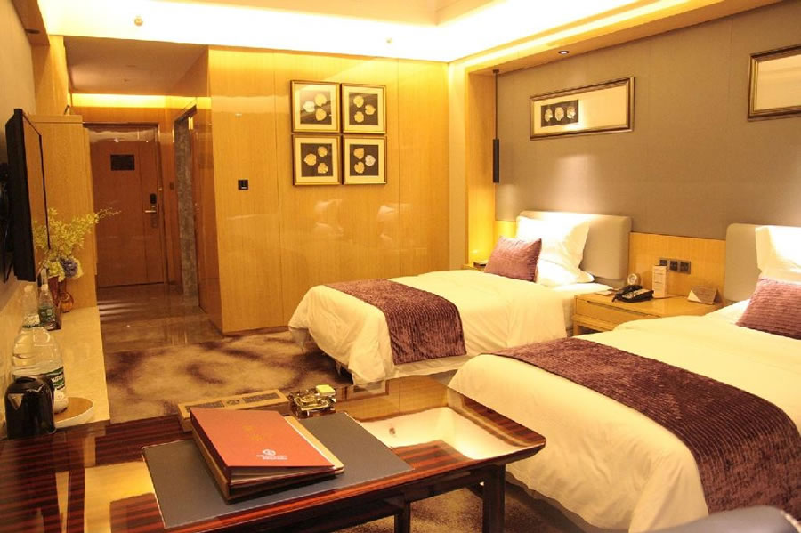 High quality custom hotel room furniture made by China hotel furniture manufacturer